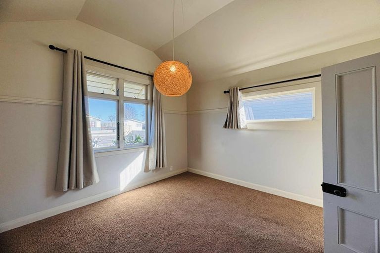 Photo of property in 105 Pitt Street, Palmerston North, 4410