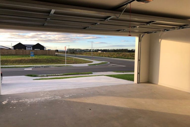 Photo of property in 1 Dunkeld Drive, Papamoa, 3118