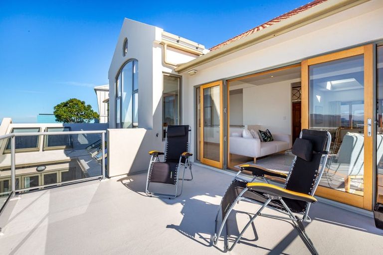 Photo of property in 39 Alexandra Road, Hataitai, Wellington, 6021