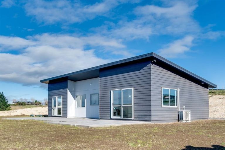 Photo of property in 1 Country Lane, Waipawa, 4210