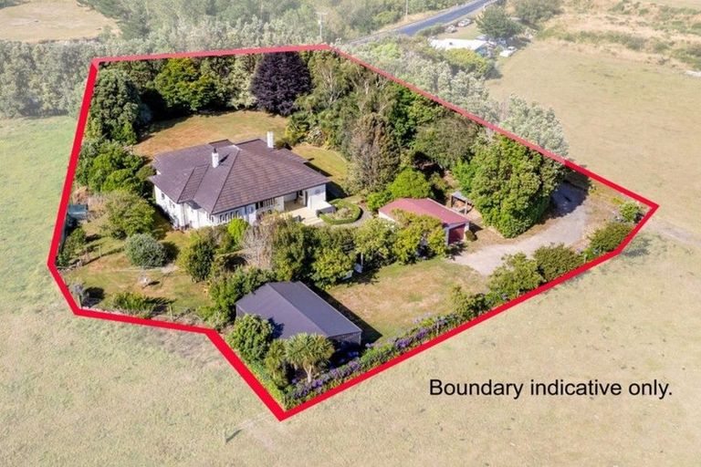 Photo of property in 1170a South Road, Manaia, 4678