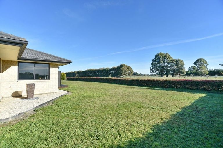 Photo of property in 77 Bridge Road, Fernside, Rangiora, 7475