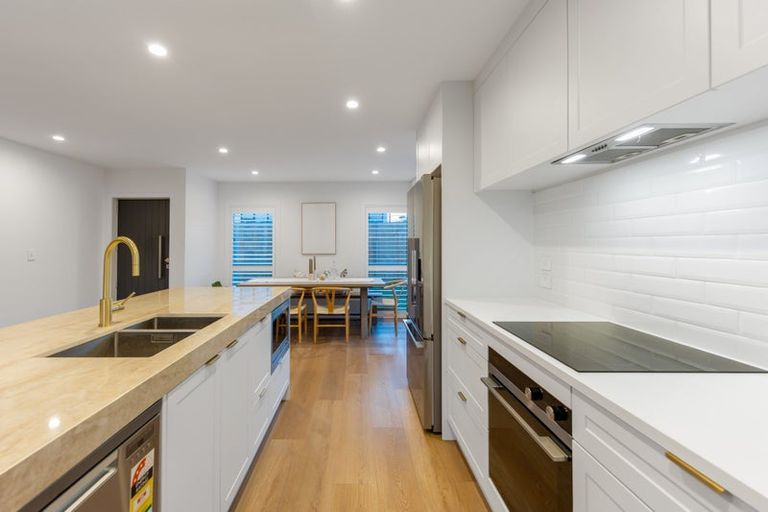 Photo of property in 69 Glenvar Ridge Road, Long Bay, Auckland, 0630