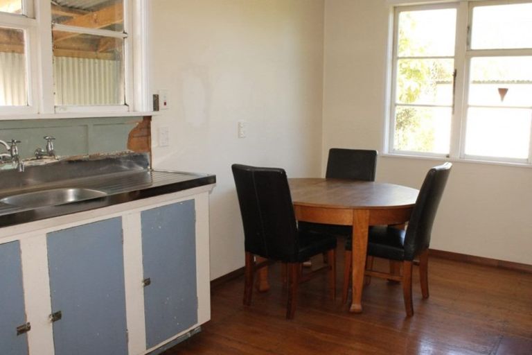 Photo of property in 70 Domett Street, Westport, 7825