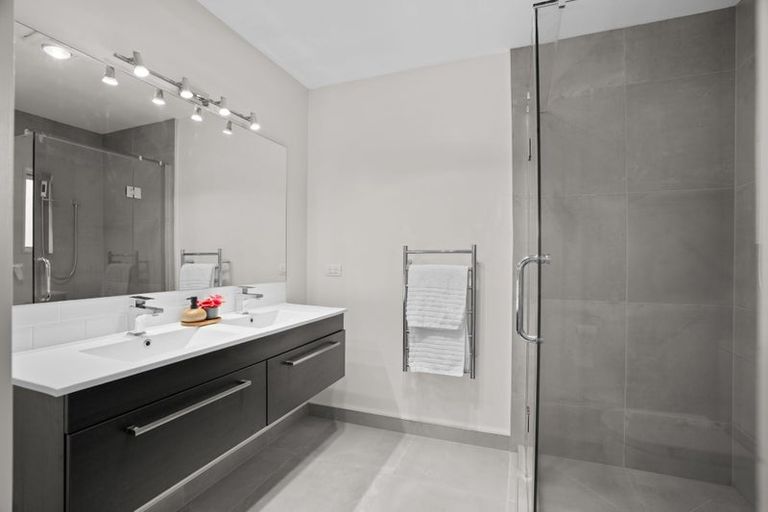 Photo of property in 7 Pentlow Place, Fendalton, Christchurch, 8052