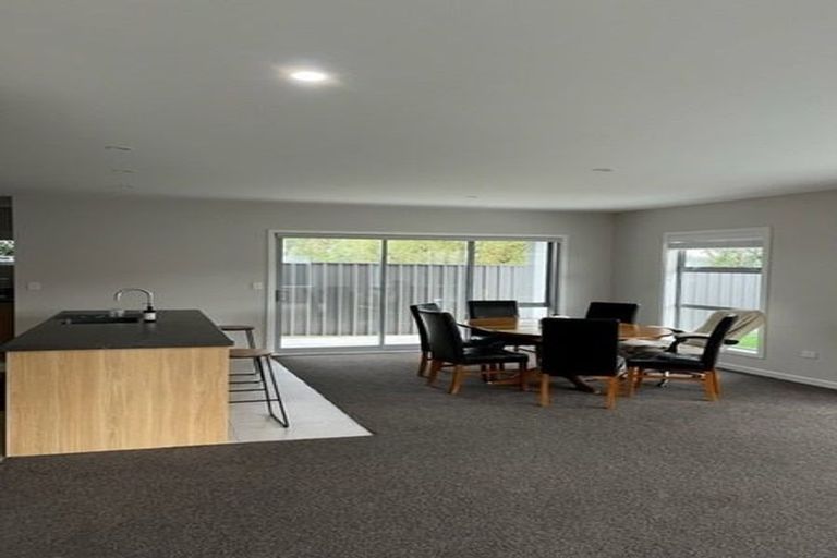 Photo of property in 8 Rangataiki Place, Te Awa, Napier, 4110