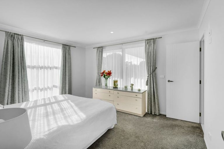 Photo of property in 44 Fernbrook Drive, Hurworth, New Plymouth, 4310