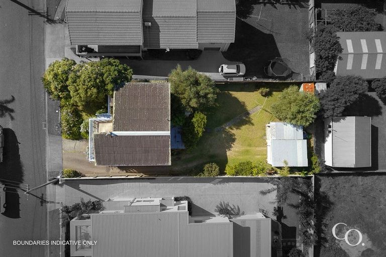 Photo of property in 42 Karewa Parade, Papamoa Beach, Papamoa, 3118