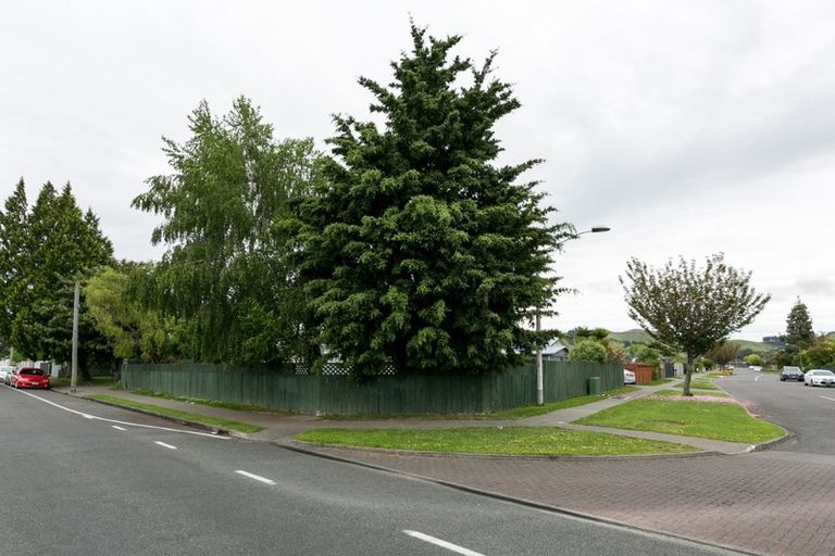 Photo of property in 25 Gebbie Road, Taradale, Napier, 4112