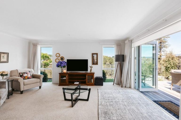 Photo of property in 30 Kauri Lane, Omokoroa, 3114