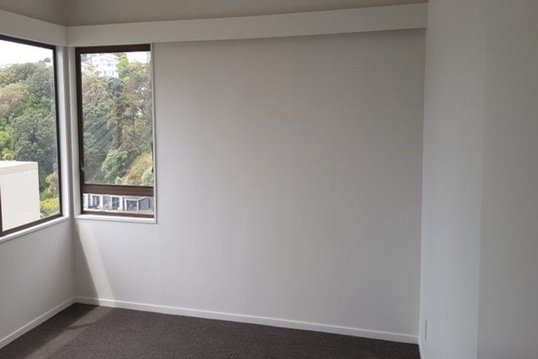 Photo of property in 2/9 Wilkinson Street, Oriental Bay, Wellington, 6011