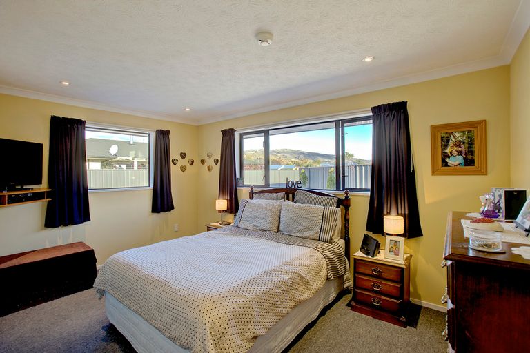 Photo of property in Cromwell Motels, 3 Gavan Street, Cromwell, 9310