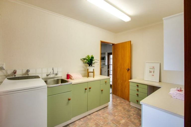 Photo of property in 506 Ikanui Road, Frimley, Hastings, 4120