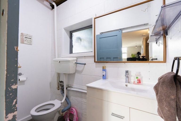 Photo of property in 24 Leary Street, Kenmure, Dunedin, 9011