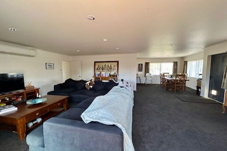 Photo of property in 33 Queen Street, Westport, 7825
