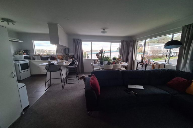 Photo of property in 2/152 Broderick Road, Johnsonville, Wellington, 6037