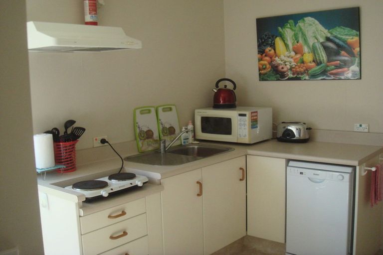 Photo of property in 29b Lake Domain Drive, Frankton, Hamilton, 3204