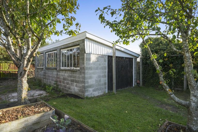 Photo of property in 43 Bevington Street, Avonhead, Christchurch, 8042