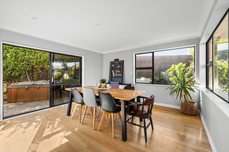 Photo of property in 57 Puflett Road, Havelock North, 4130