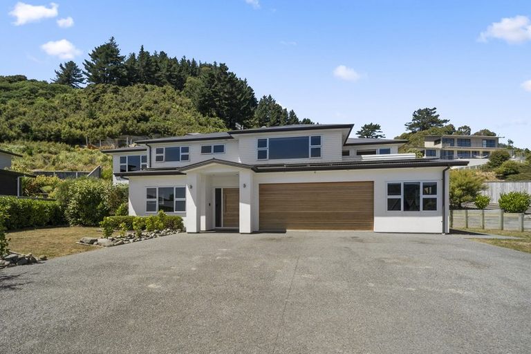 Photo of property in 56 Nelson Crescent, Wainuiomata, Lower Hutt, 5014