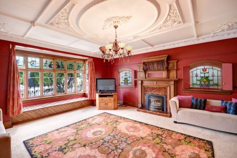 Photo of property in 3 Peel Street, Mornington, Dunedin, 9011