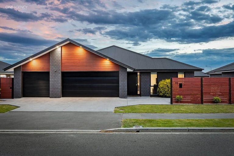 Photo of property in 71 Gladstone Road, Woodend, 7610