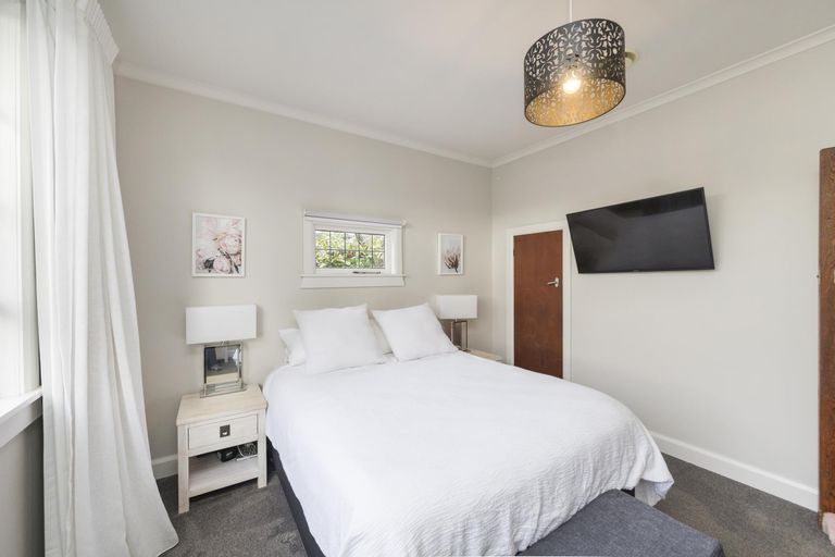 Photo of property in 8 Ngaio Street, West End, Palmerston North, 4412
