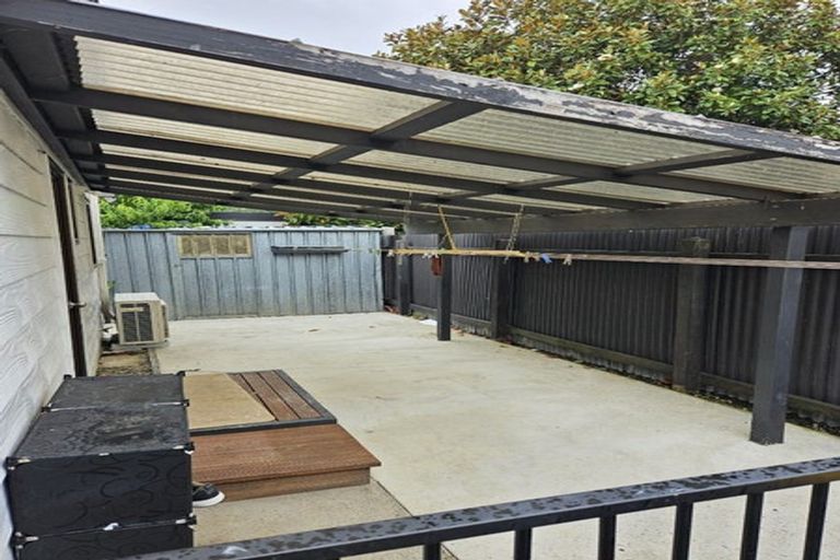 Photo of property in 16a Paerata Road, Pukekohe, 2120