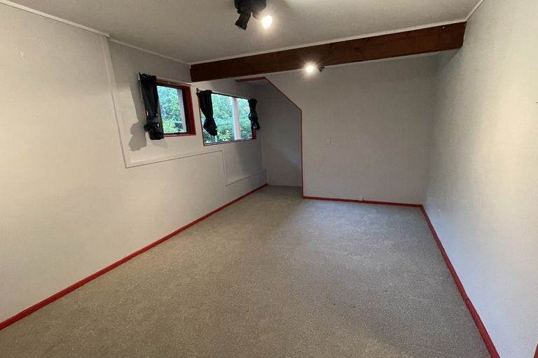 Photo of property in 41 Chapman Street, Johnsonville, Wellington, 6037