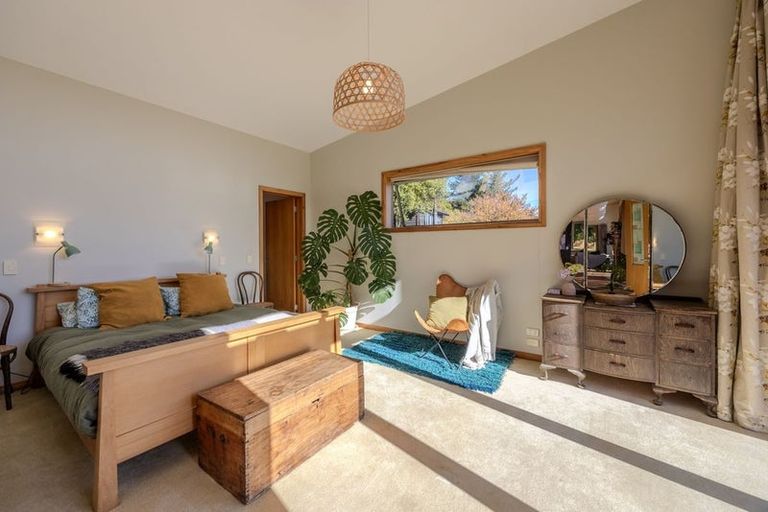 Photo of property in 84 Nook Road, Lake Hawea, 9382