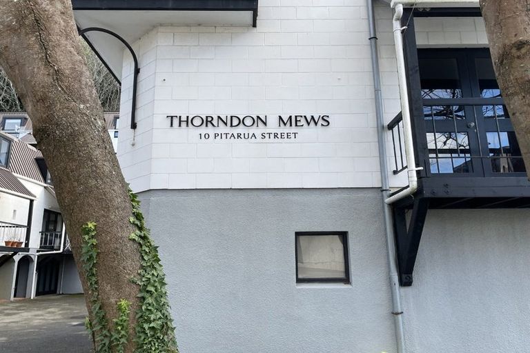 Photo of property in 23/10 Pitarua Street, Thorndon, Wellington, 6011