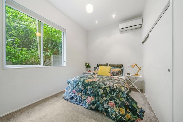 Photo of property in 17/2 Onslow Road, Khandallah, Wellington, 6035