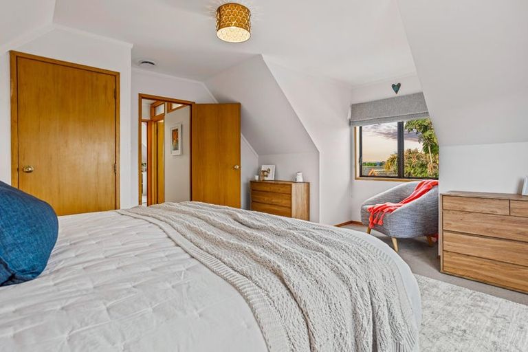 Photo of property in 64 Granville Drive, Massey, Auckland, 0614