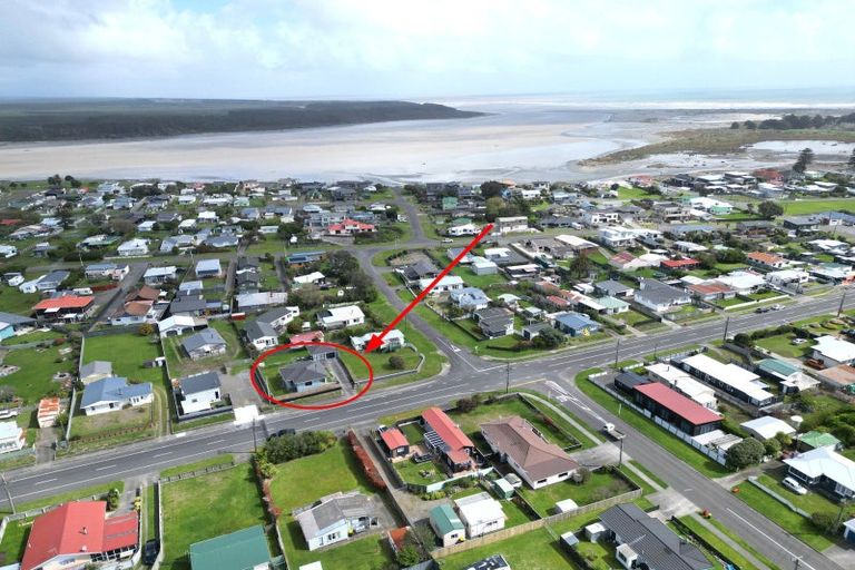 Photo of property in 86 Seabury Avenue, Foxton Beach, Foxton, 4815