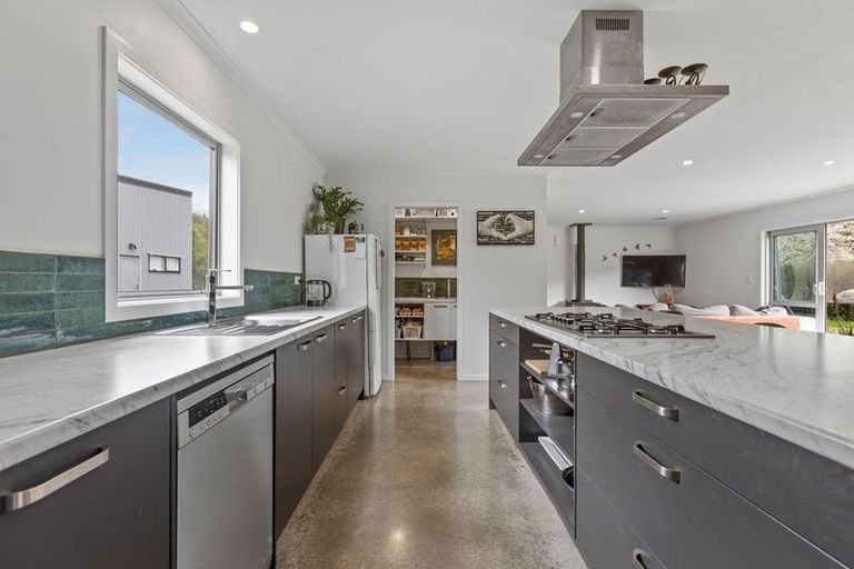 Photo of property in 14 Mahoetahi Road, Sentry Hill, Waitara, 4382