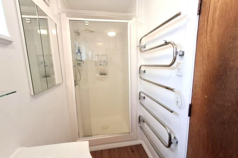 Photo of property in 123b Aro Street, Aro Valley, Wellington, 6021