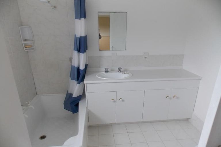 Photo of property in 5a Becker Way, Karori, Wellington, 6012