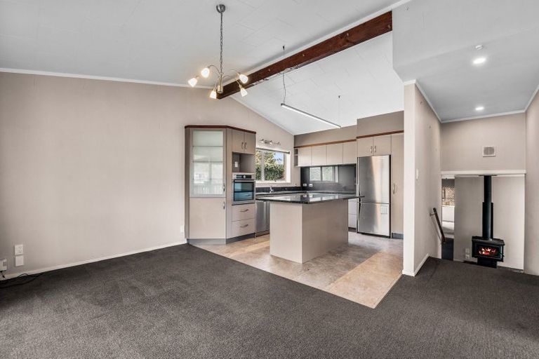 Photo of property in 2 Peachgrove Terrace, Hillcrest, Rotorua, 3015