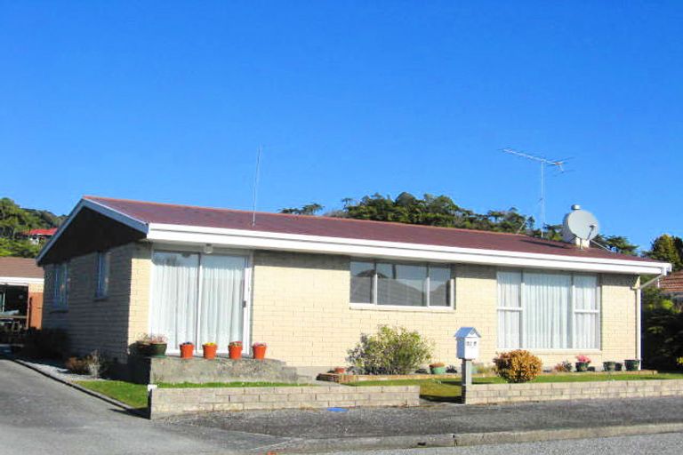 Photo of property in 15 Perotti Street, Greymouth, 7805
