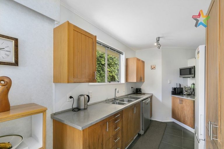 Photo of property in 33 Mission Street, Waterloo, Lower Hutt, 5011