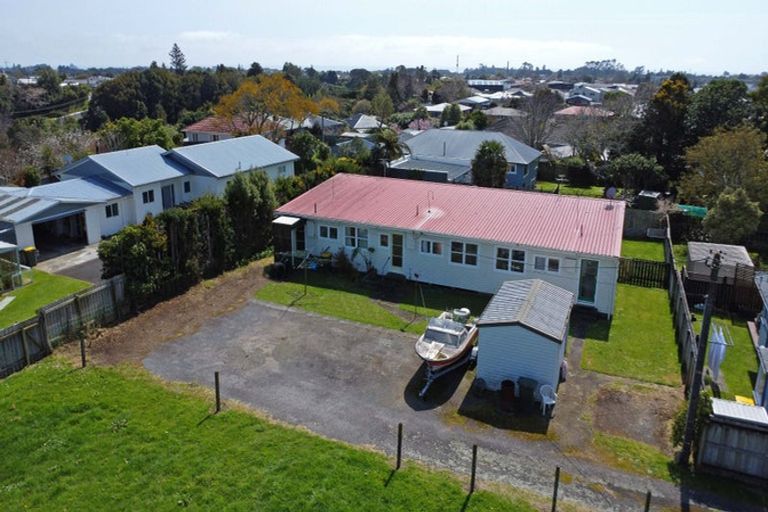 Photo of property in 418a-c Carrington Street, Upper Vogeltown, New Plymouth, 4310