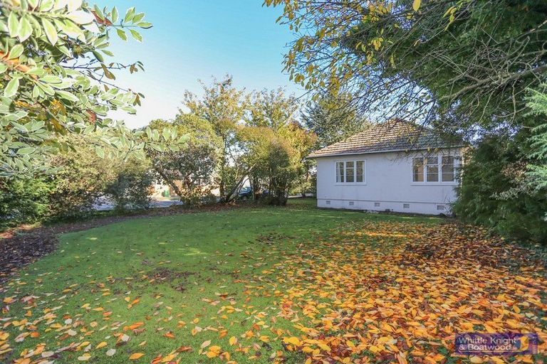 Photo of property in 2 Puna Street, Riccarton, Christchurch, 8041