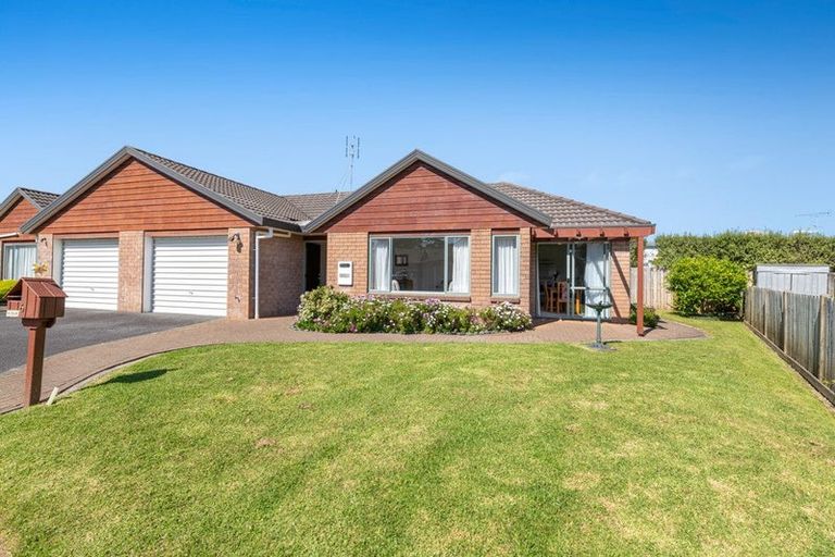 Photo of property in 6 The Boulevard, Red Beach, 0932