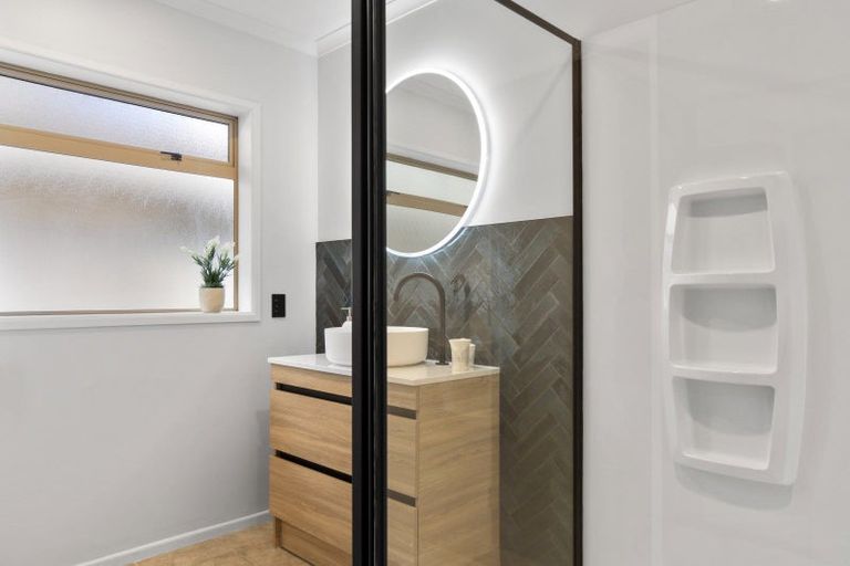 Photo of property in 17 Milbrook Place, Chartwell, Hamilton, 3210