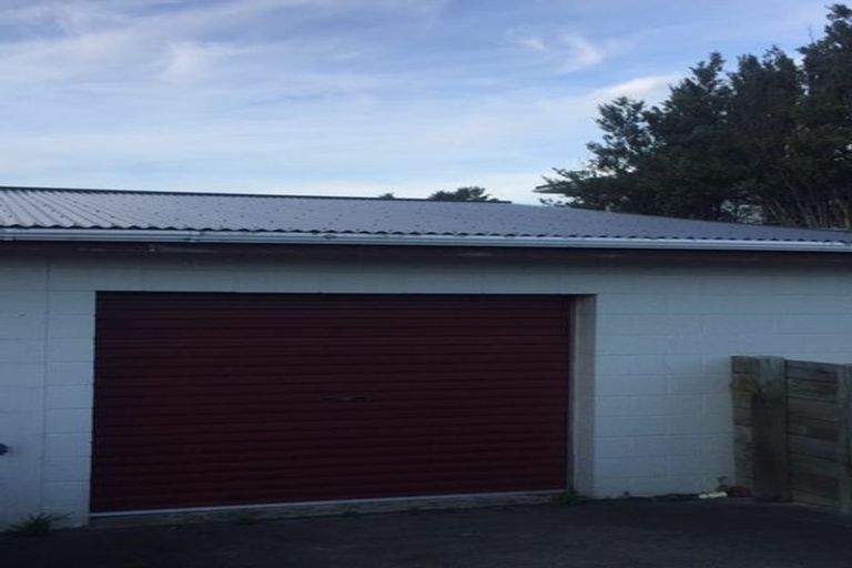 Photo of property in 80 Bell Street, Tawa, Wellington, 5028