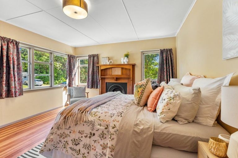 Photo of property in 75 Rawhiti Road, Pukerua Bay, 5026