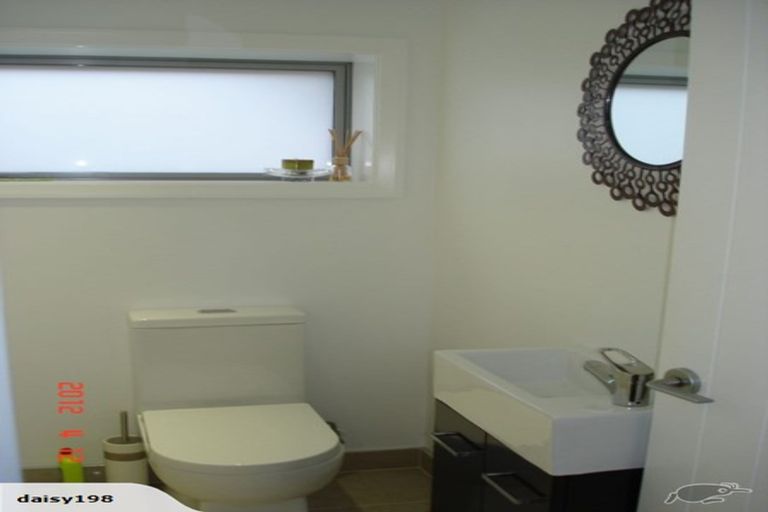 Photo of property in 3a Shalimar Crescent, Khandallah, Wellington, 6035