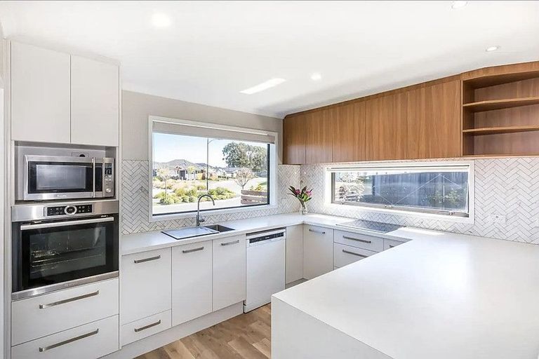 Photo of property in 17 Farthing Drive, Prebbleton, 7604