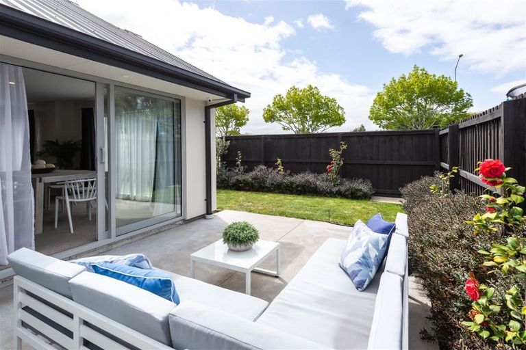 Photo of property in 24 Horoeka Street, Avonhead, Christchurch, 8042