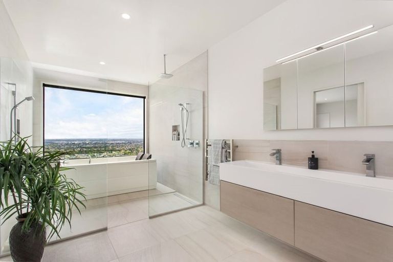 Photo of property in 89 Major Aitken Drive, Huntsbury, Christchurch, 8022